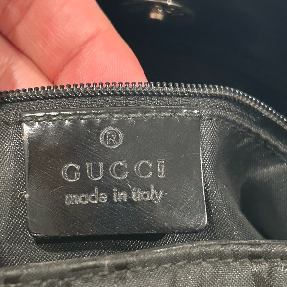 Gucci Black Quilted Shoulder Bag with Metal Hardware - Picture 7 of 16